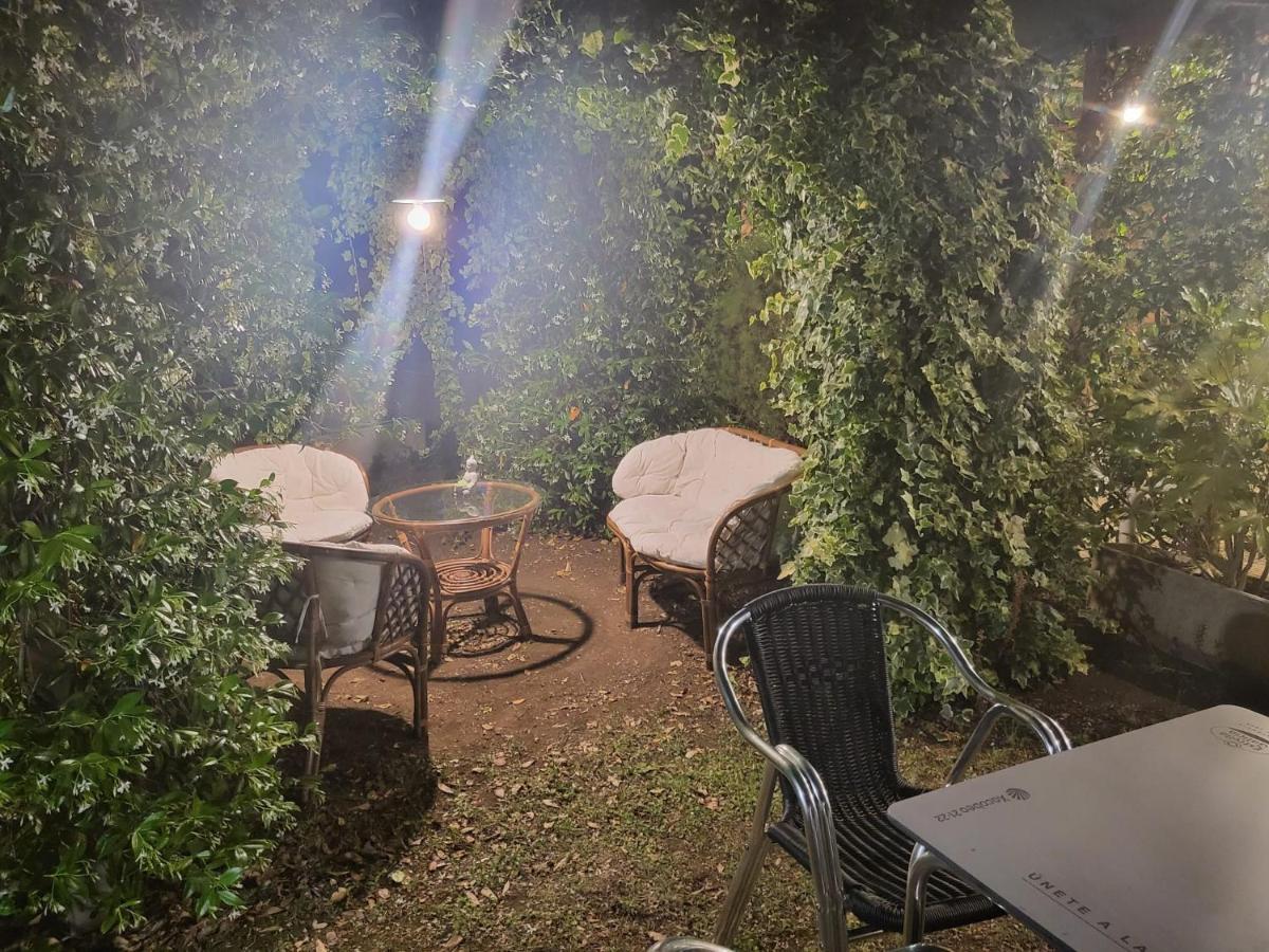 Alberg Restaurant Bellavista Санта-Пау Экстерьер фото